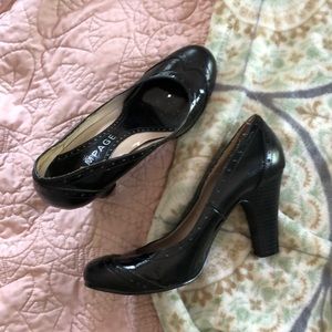 Black Oxford Heels, Size 7.5